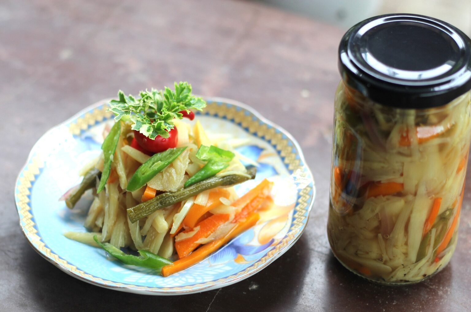 How To Use Canned Bamboo Shoots - TopBambooProducts.com